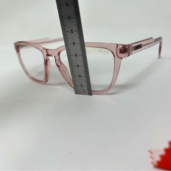Quay Hardwire crystal pink frame blue light glasses - Picture 13 of 13